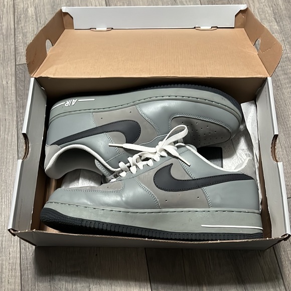 Nike Air Force 1 Shoes - Picture 12 of 12